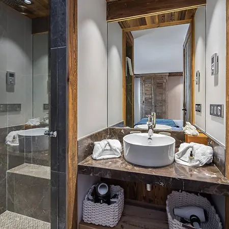 Apartment Aux Pieds, Luxe Et Confort Pour 6 Personnes - Fr-1-844-18